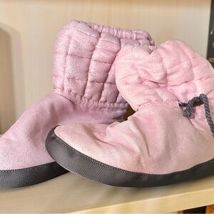 Russian Pointe Pink Quilted Warmup Booties